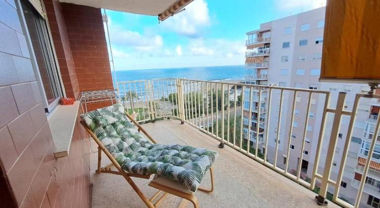 Apartment with private pool & patio — photo 4