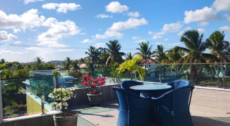 Vacation home with pool | Pets allowed — photo 3