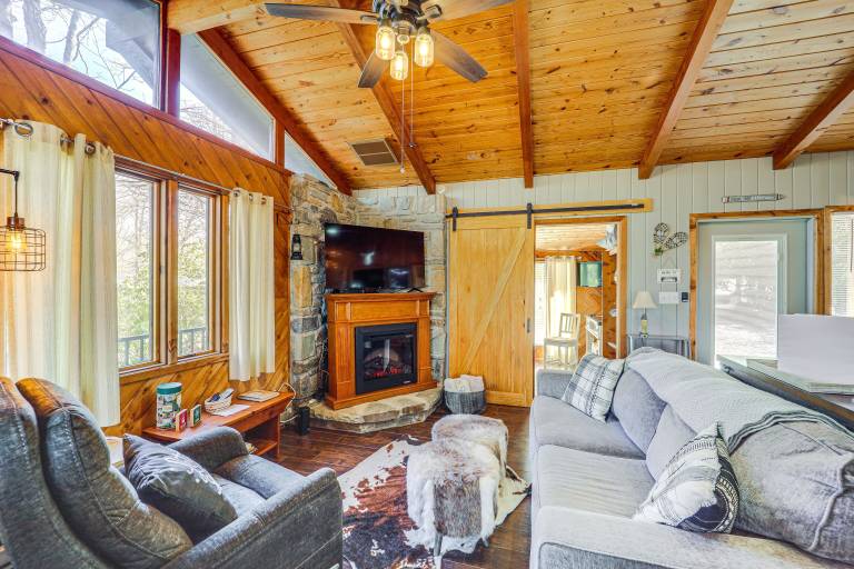 Cabin  Linville