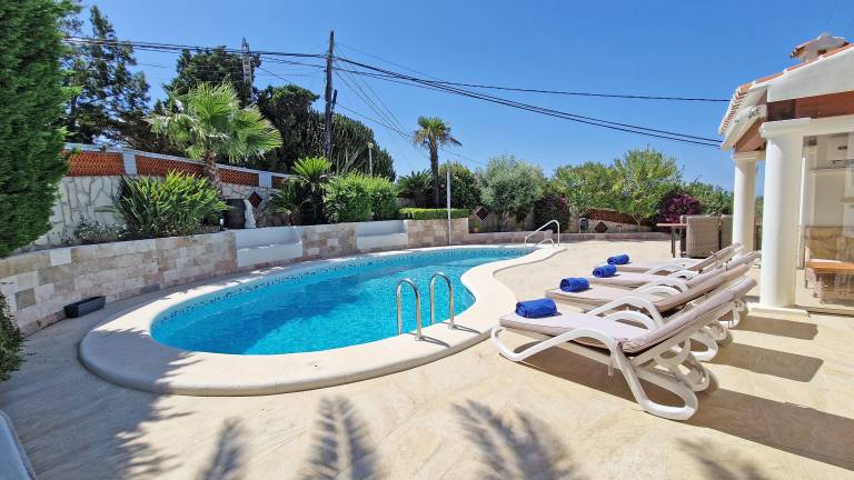 Family-oriented house with garden, barbecue & private pool | Dogs allowed — photo 3