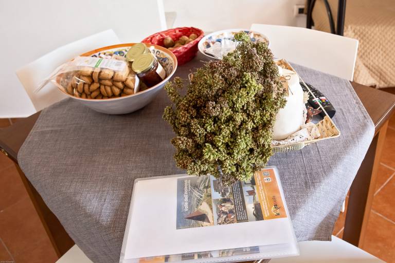 Holiday Home "Paese Albergo - Athena" with Sea View, Balcony and Wi-Fi — photo 4