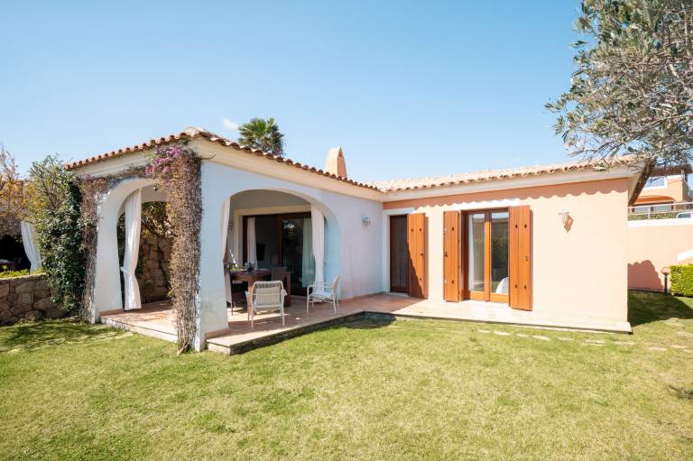 Family-oriented chalet with garden & terrace | Mountain view | Pet-friendly in Arzachena