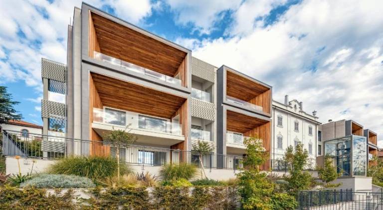 Rental apartment with patio in Verbania