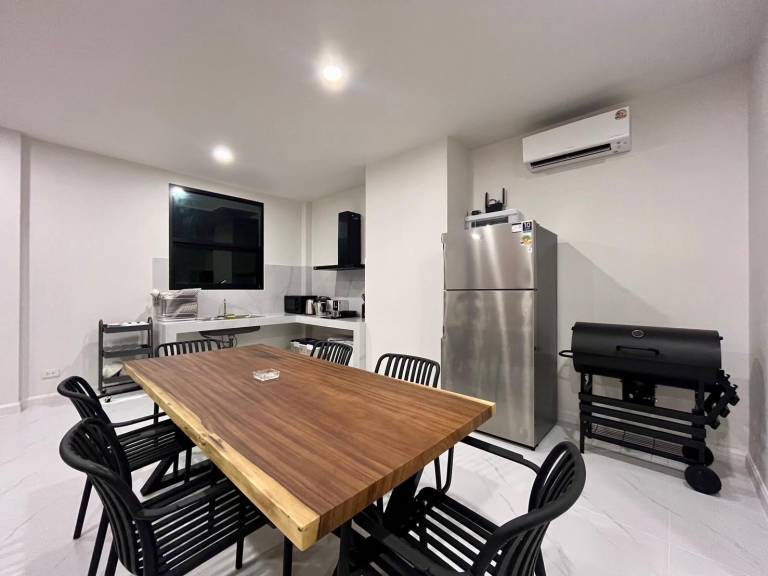 Villa with pool & barbecue — photo 5