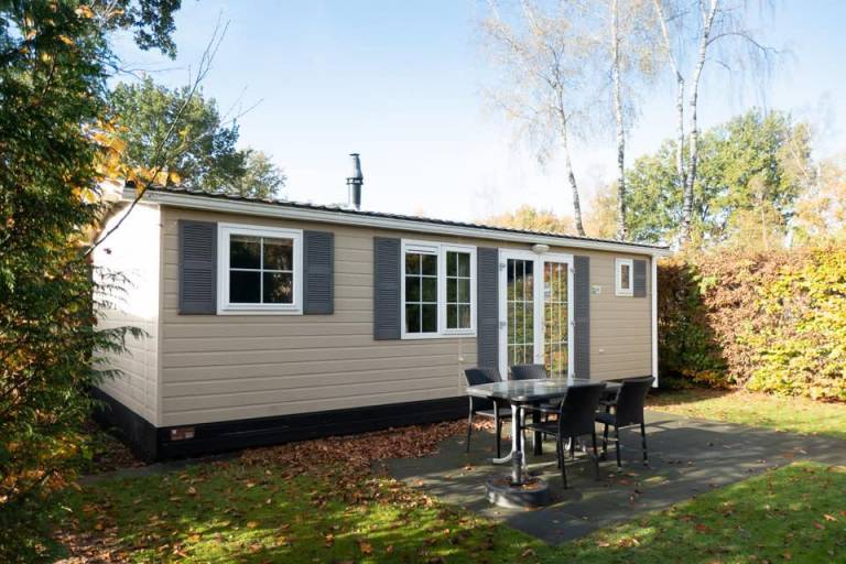 Mobile home with 2 bedrooms and 1 bathroom
