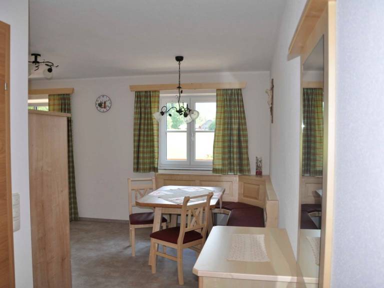 Ferienwohnung in Sankt Wolfgang im Salzkammergut, Gemeinde Sankt Wolfgang im Salzkammergut für max. 4 Personen Ferienwohnung in Sankt Wolfgang im Salzkammergut, Gemeinde Sankt Wolfgang im Salzkammergut für max. 4 Personen