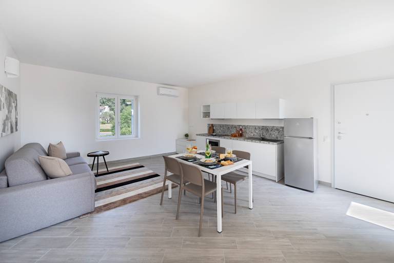 Fully equipped apartment with pool & patio | Pet-friendly — photo 3