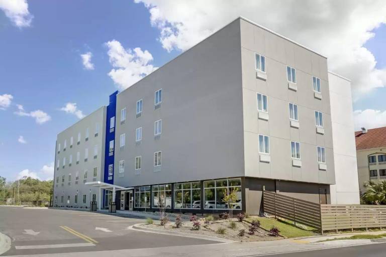 Sleep Inn & Suites Fort Walton Beach - Destin West in Fort Walton Beach, FL
