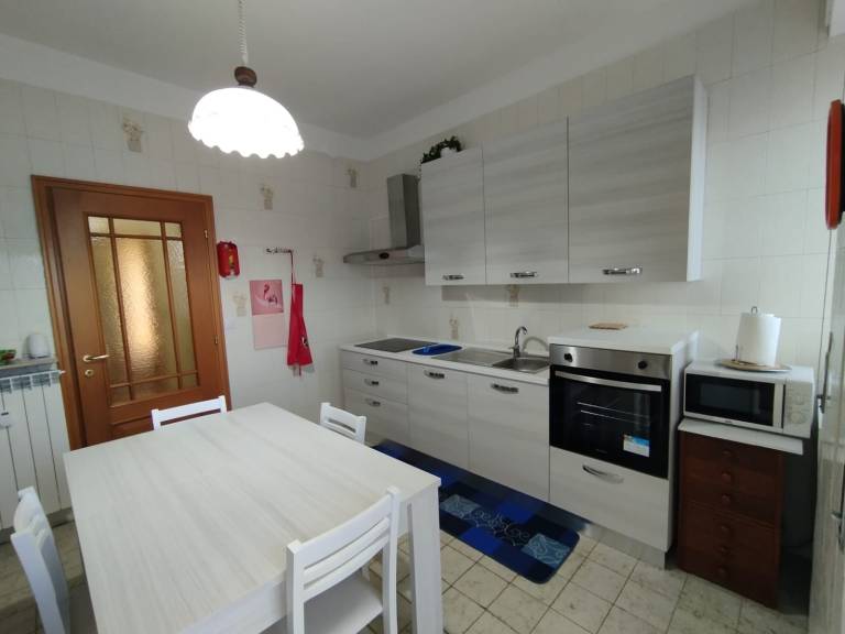 Spacious rental apartment with terrace | Pet-friendly — photo 4