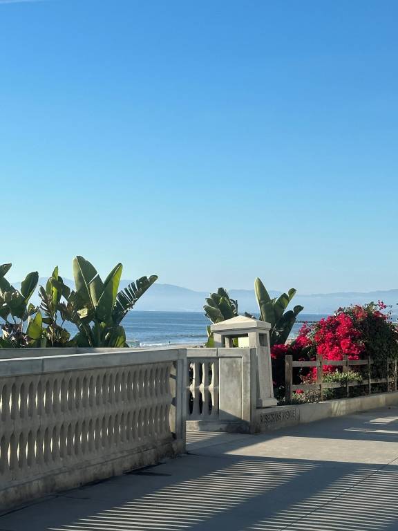 Apartment Manhattan Beach