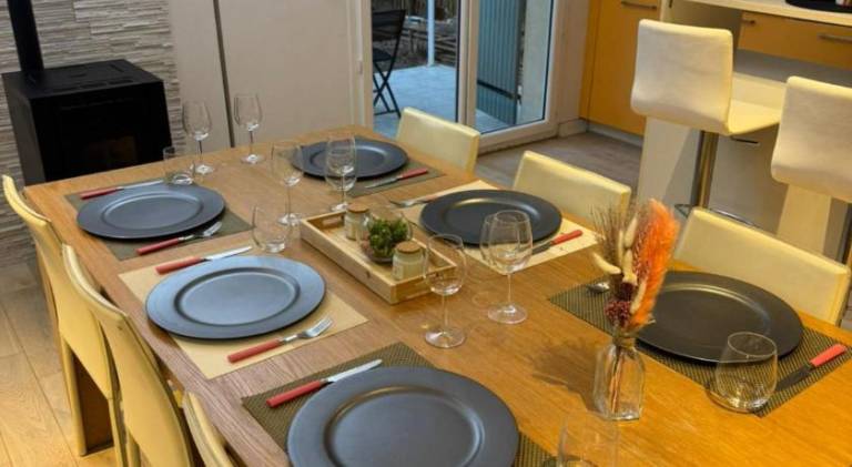 Vacation home with garden & patio — photo 3