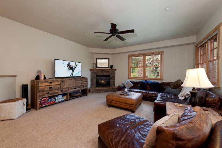 Children-friendly pleasant house with fast internet, heated pool & hot tub | Mountain view | Next to the ski | Pets allowed — photo 5