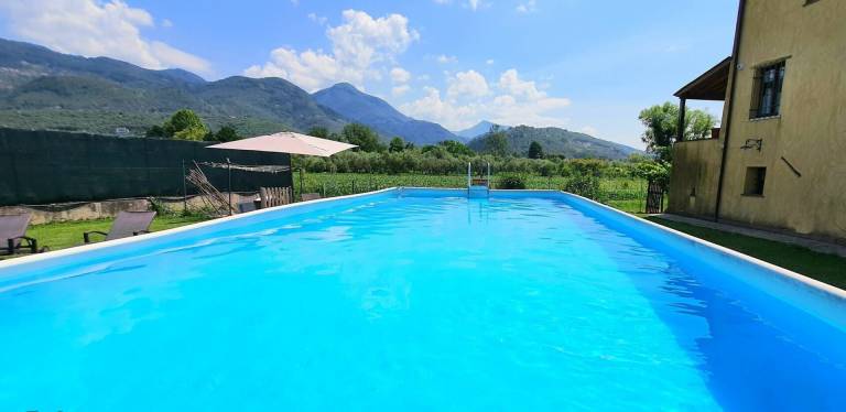 Villa with barbecue, garden & private pool | Mountain view — photo 2