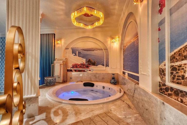 Golden Lis Hotel Boutique