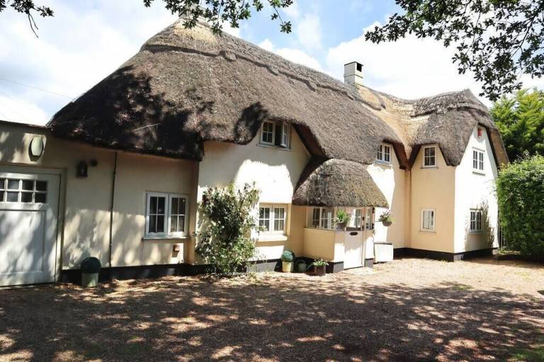 Cottage Ferndown