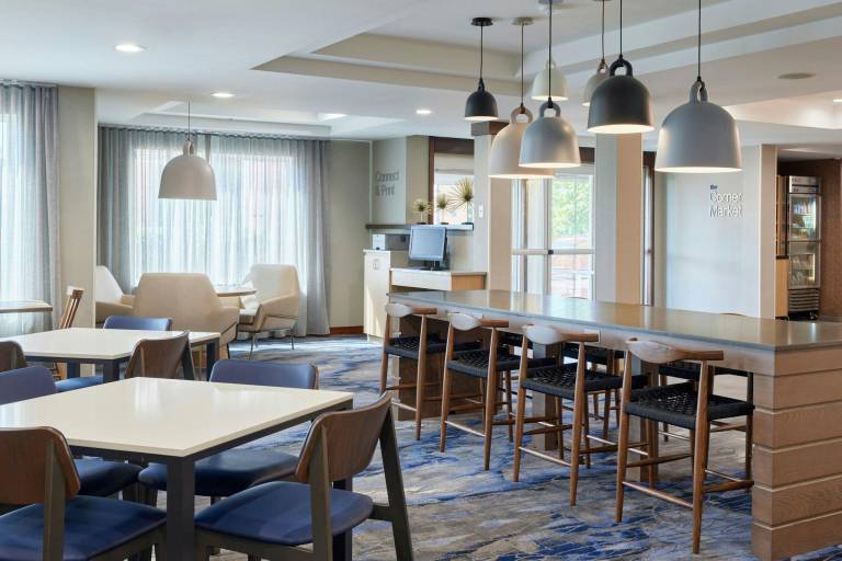 Fairfield by Marriott Inn & Suites Burlington — photo 4