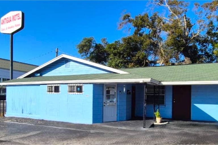 Antigua Motel by OYO Tampa US - 41 — photo 3