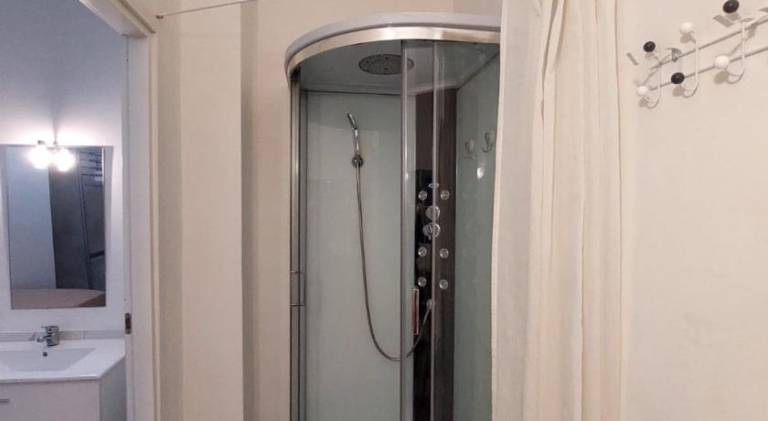 Rental apartment with 2 rooms for 8 persons — photo 5