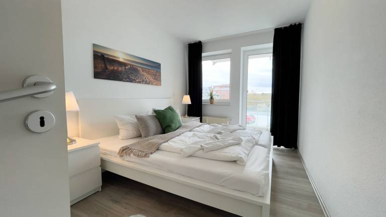 Traumhafte Ferienwohnung D1.5 für bis zu 6 Personen mit großem Rundbalkon und Meerblick! — photo 3