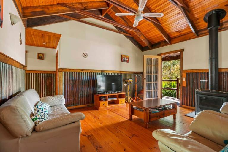 Cabin Warburton