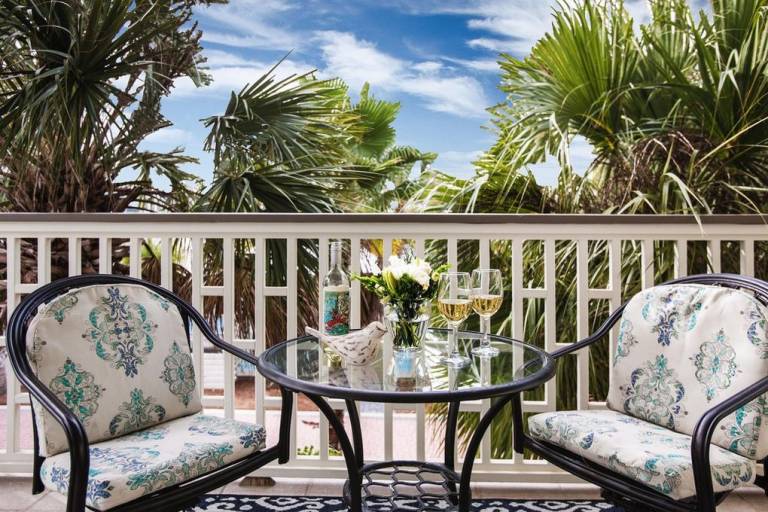 Child-friendly nice vacation home with heated pool | Pets are welcome — photo 2