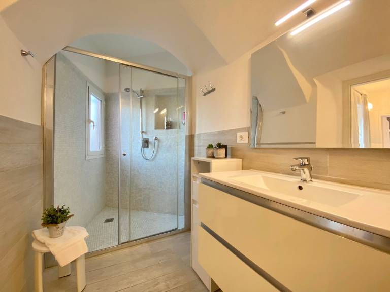 Casa Rosa Tre, 45 Quadratmeter Wohnung und Parkplatz — photo 4