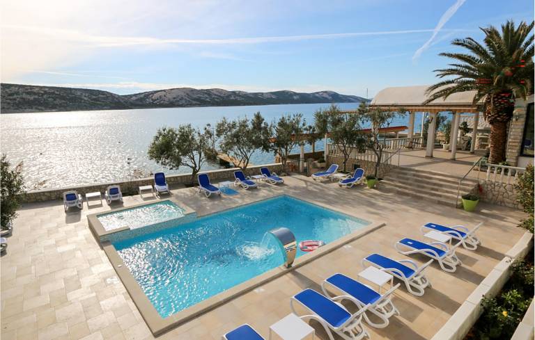 Ferienwohnung in Stara Novalja, Caska für max. 5 Personen Ferienwohnung in Stara Novalja, Caska für max. 5 Personen