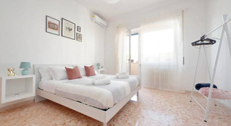 Apartment with 2 rooms for 6 persons — photo 2