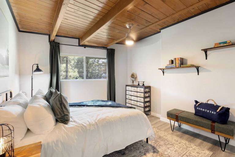House Crestline