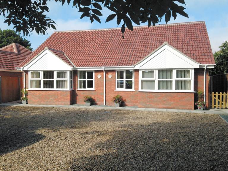 Cabin  Sutton on Sea