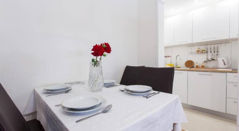 Apartment with 1 room for 4 persons — photo 3