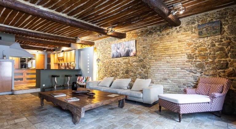 Spacious rental apartment | Next to the beach | Dogs allowed in Cannes