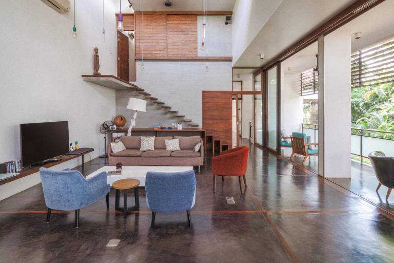 Villa with pool, yard & barbecue | Perfect for remote work — photo 2