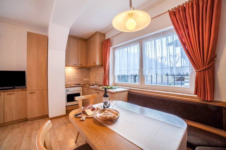 Apartment 'Residence Pichler 6' with Mountain View, Terrace & Wi-Fi — photo 5