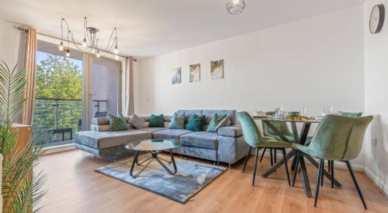 Apartment with 2 rooms for 5 persons in Birmingham