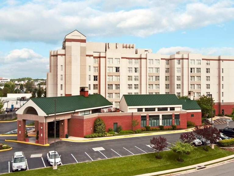 Homewood Suites by Hilton Falls Church-I-495 @ Rt. 50 in Vienna, VA