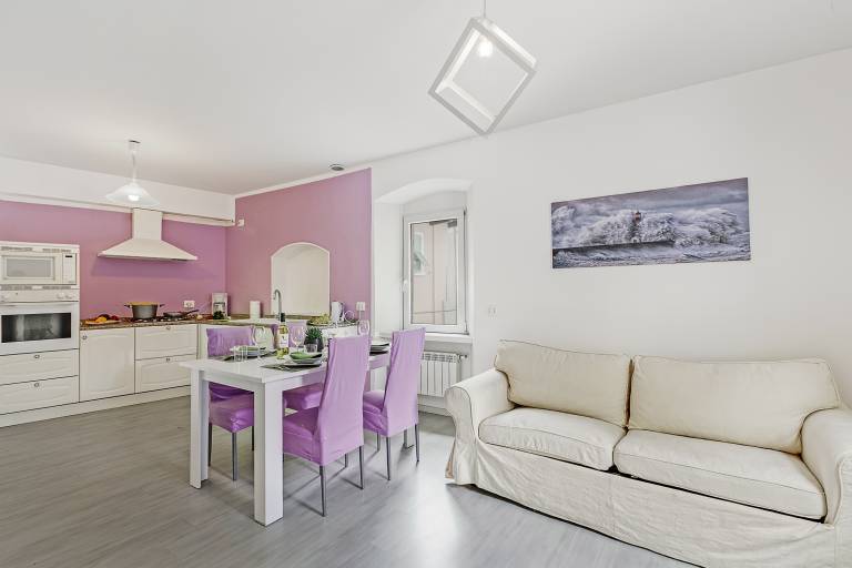 Apartment | Mountain view | Close to the beach | Pets are welcome — photo 2