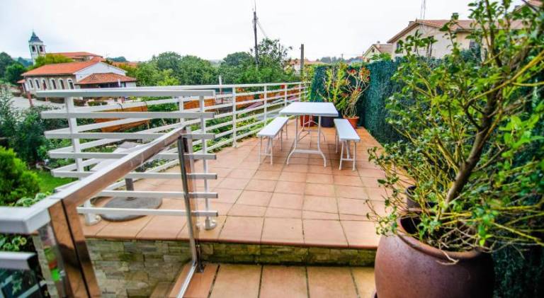 Fully equipped rental apartment with private pool, grill & terrace | Suitable for remote work | Pet-friendly — photo 5