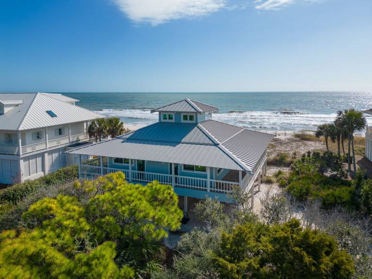 House Saint George Island