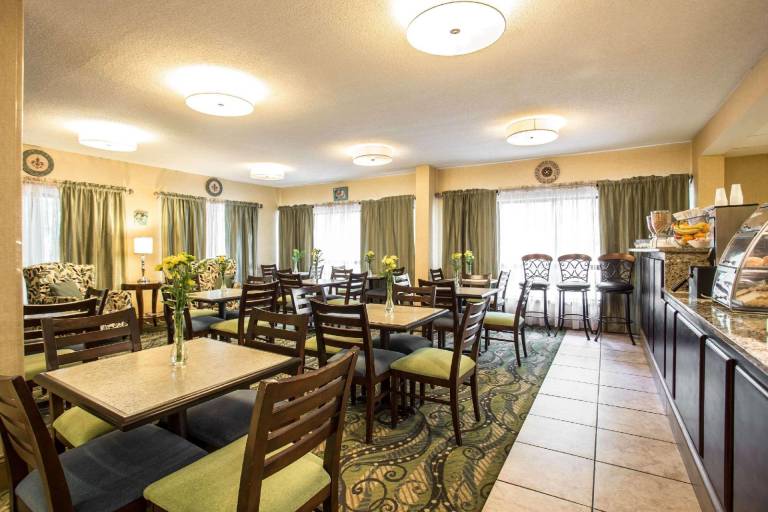 Clarion Inn & Suites Aiken South — photo 3