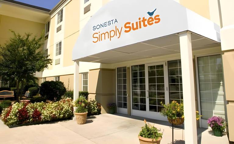 Sonesta Simply Suites Atlanta Gwinnett Place in Duluth, GA
