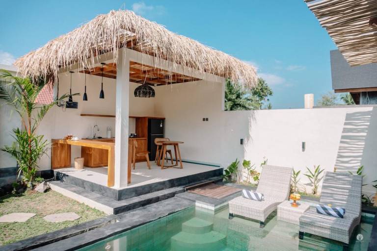 Vacation home with garden, patio & private pool | Suitable for remote work | Pet-friendly — photo 4