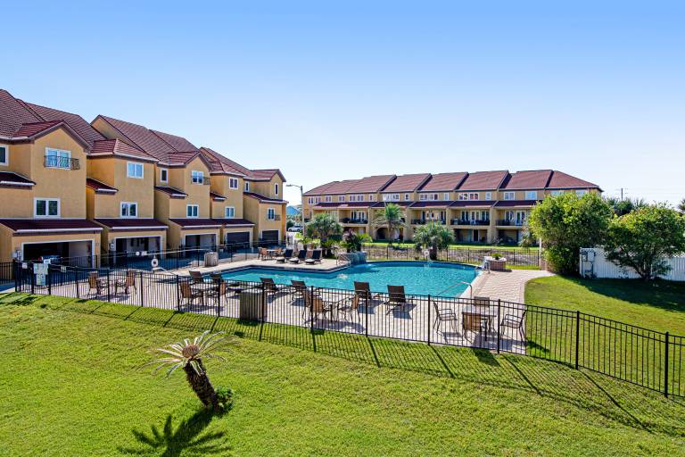 House Regency Cabanas