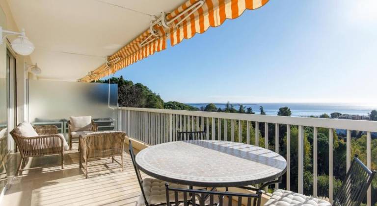 Upstays Sea View Terrace 83m Apartment — photo 3
