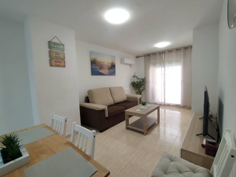 Rental apartment with pool & patio | Sea view — photo 5