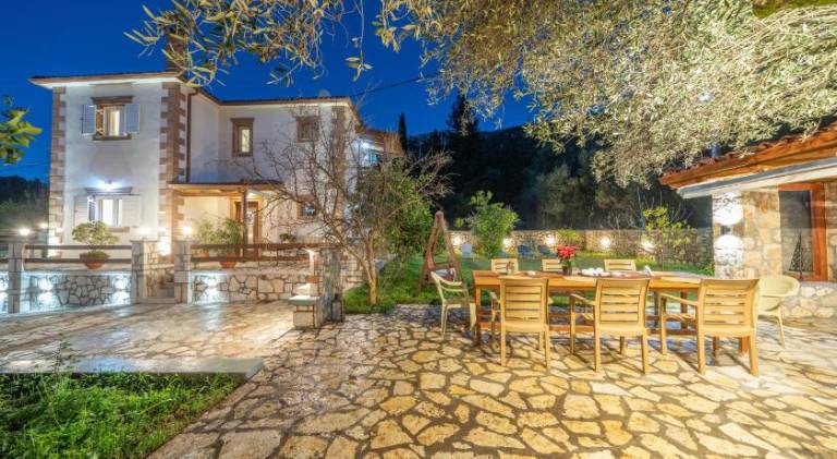 Villa with 4 rooms for 8 persons — photo 3
