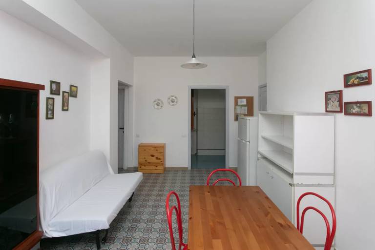 Rental apartment with yard & barbecue — photo 5