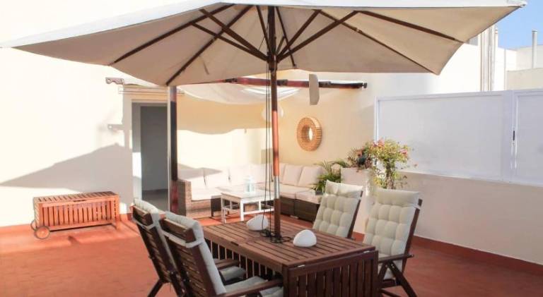 Holiday apartment with patio | Near Castillo de la Luz | Beach nearby | Pets allowed in Las Palmas de Gran Canaria