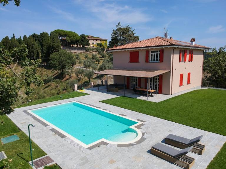 Villa Montecatini Val di Cecina