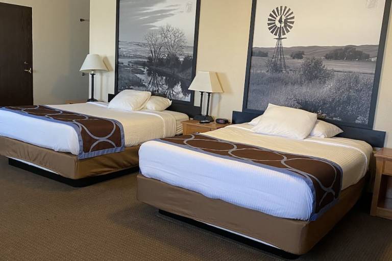 Super 8 by Wyndham Ogallala